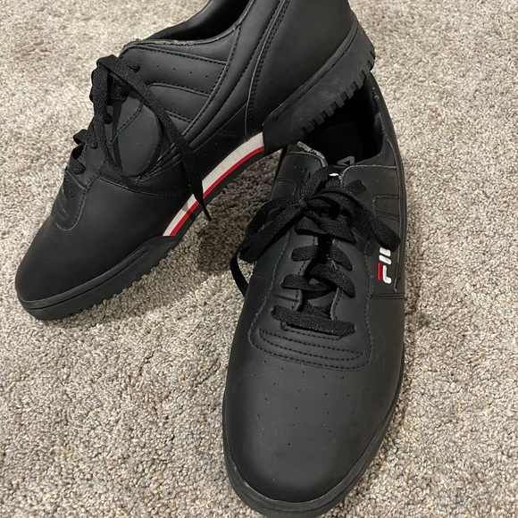 Pics shows the wear around top of opening. Priced for this wear. - Picture 1 of 6